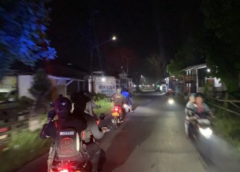 Patroli Brimob Batalayon D, Amankan Pelaku Curanmor Saat Patroli Dini Hari di Bekasi