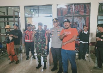 Ratusan Jak Mania Nobar Persija vs Persip Bandung di Pejagalan, Polisi dan TNI Jaga Situasi Tetap Kondusif