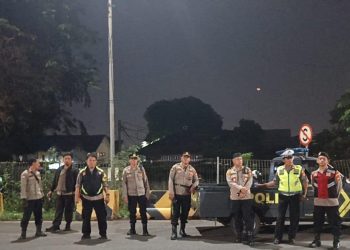 Kapolsek Bekasi Barat Pimpin Patroli Humanis Cegah Tawuran
