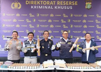 Polda Metro Jaya dan Bea Cukai Gagalkan Penyelundupan Merkuri di Tanjung Priok