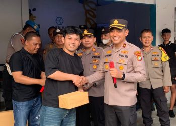 Kapolsek Bekasi Selatan Ajak Jakmania Jaga Kondusivitas Saat Nobar Persija vs Persib di Cafe Kubiku