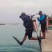 Respons Cepat dan Humanis, Anggota Polsek Kepulauan Seribu Selatan Berhasil Temukan HP Wisatawan yang Jatuh ke Laut di Dermaga Pulau Pari