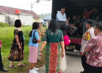 Wujud Toleransi dan Pelayanan, Polisi Kawal Keberangkatan Jemaat HKBP ke FKUB Kabupaten Bekasi