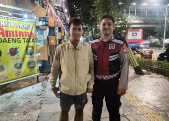Patroli Dialogis Samapta Polsek Tebet Antisipasi Tawuran dan Gangguan Kamtibmas di Wilayah Manggarai Selatan