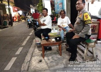 Polisi Hadir di Tengah Warga, Sambang Malam RW 11 Johar Baru Perkuat Kamtibmas