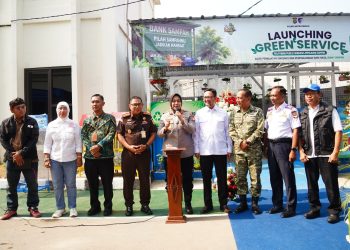Kapolres Metro Bekasi Luncurkan Green Service, Pembuatan dan Perpanjangan SIM Kini Bisa Melalui Pemilahan Sampah