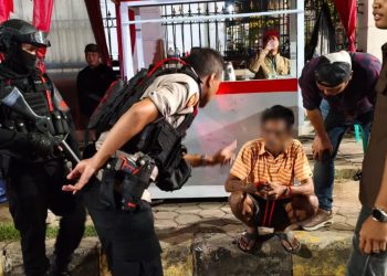 Patroli Brimob PMJ dan Polres Amankan 3 Terduga Pengguna Sabu Saat Patroli Dini Hari di Jakarta Utara