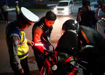 Cegah Kriminalitas Malam Hari, Polres Metro Bekasi Gelar KRYD dan OKJ di Kawasan Grand Wisata