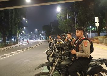 Patroli Perintis Presisi Polres Metro Jakarta Selatan Intensifkan Strong Point dan Himbauan Kamtibmas, Antisipasi Tawuran serta Kejahatan Jalanan