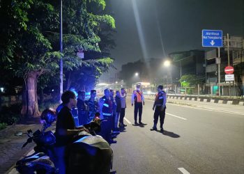 Tiga Pilar Lakukan Patroli Mobile Dini Hari Blue Light Sawah Besar Diperkuat Sabuk Kamtibmas