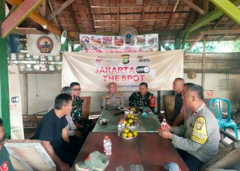 Jakarta On The Spot: Polsek Bantargebang Ngopi Bareng Warga Padurenan