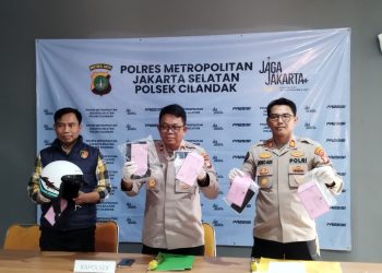 POLSEK CILANDAK UNGKAP TIGA KASUS PENCURIAN, TIGA PELAKU BERHASIL DIAMANKAN