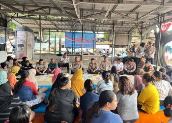 Sambut HUT Bhayangkara ke-80, Polres Metro Jakarta Selatan Gelar Bakti Sosial di Pancoran