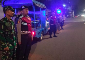 OPS CIPTA KONDISI TIGA PILAR DAN KRYD POLSEK CILANDAK, ANTISIPASI TAWURAN DAN KEJAHATAN JALANAN