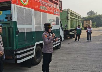 Jaga Jakarta Jaga Bekasi, Polres Metro Bekasi Kawal Keberangkatan Massa Buruh FSP GI Menuju Jakarta