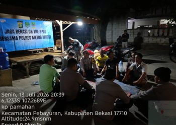 JAGA BEKASI ON THE SPOT, Polsek Pebayuran Ajak Warga Sumberurip Perkuat Siskamling