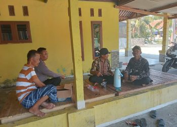 JAGA JAKARTA ON THE SPOT: Bhabinkamtibmas Lenggahsari Ajak Warga Perkuat Kerukunan dan Kepedulian Kamtibmas