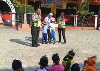 Police Goes To School, Satlantas Polres Metro Tangerang Kota Tanamkan Budaya Tertib Lalu Lintas dan Anti Bullying