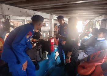 Jakarta On The Spot, Satpolairud Polres Kepulauan Seribu Sosialisasikan Layanan Polisi 110 dan Ajak Nelayan Tolak Alat Tangkap Terlarang