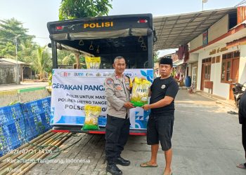 Bhabinkamtibmas Hadir di Tengah Masyarakat, Beras Bulog SPHP Dijual dengan Harga Terjangkau