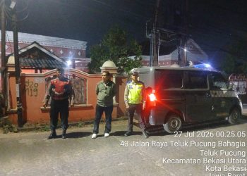 Jaga Jakarta Jaga Bekasi, Patroli Biru Polsek Babelan Perkuat Pencegahan Kejahatan Malam Hari
