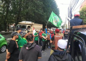 Polisi Kawal Aksi Buruh di Hotel Grand Asia Penjaringan, Mediasi Berlangsung hingga Sore Hari