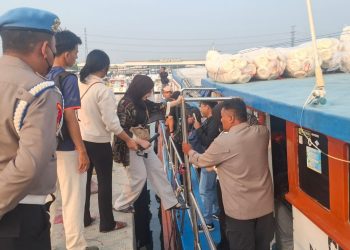 Polsek Kawasan Sunda Kelapa Polres Priok, Perkuat Pelayanan & Pengamanan Wisatawan di Dermaga Kali Adem Muara Angke