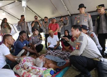 Astamaops Polri Cek Langsung Posko Pengungsi Gempa NTT, Siapkan Dukungan SAR hingga Layanan Medis