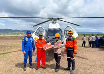 Polri Kembali Salurkan Bantuan Kemanusiaan bagi Warga Terdampak Gempa NTT