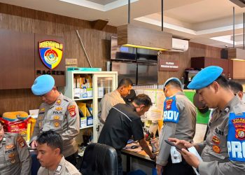 Polres Kepulauan Seribu Cek Ponsel Anggota, Pastikan Tak Terpapar Judi Online dan Pinjol