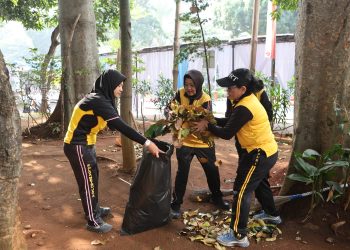 Polwan Polda Metro Jaya Gelar Apel Pagi dan Aksi Bersih-Bersih Serentak Sambut Hari Jadi ke-78