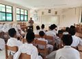 Bhabinkamtibmas Pulau Tidung Berikan Edukasi Bela Negara dan Bahaya Kenakalan Remaja kepada Siswa MTsN 26
