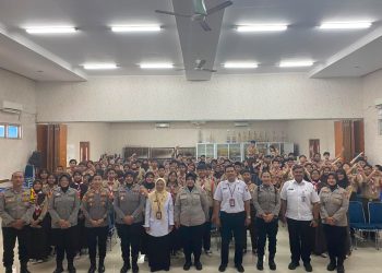Police Goes to School Polwan Polda Metro Jaya Bersama Polwan Polres Metro Jakarta Selatan, Dorong Pelajar Cerdas, Berkarakter dan Taat Hukum