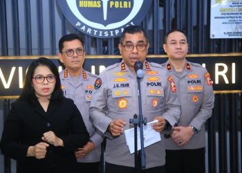 Polri Ajak Massa yang Masih Bertahan di DPR Akhiri Kegiatan Secara Tertib