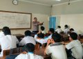 Polsek Cakung Goes to School, Ajak Pelajar SMK Ristek KIKIN Jauhi Tawuran dan Kenakalan Remaja