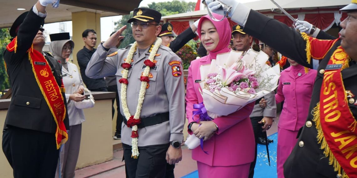 Tongkat Komando Berganti, Kombes Pol Adhe Hariadi Resmi Pimpin Polres Metro Jakarta Utara