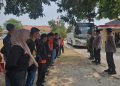 Polsek Pebayuran Berikan Pelayanan Keamanan Keberangkatan Jakmania Menuju GBK, Suporter Diimbau Tertib dan Sportif