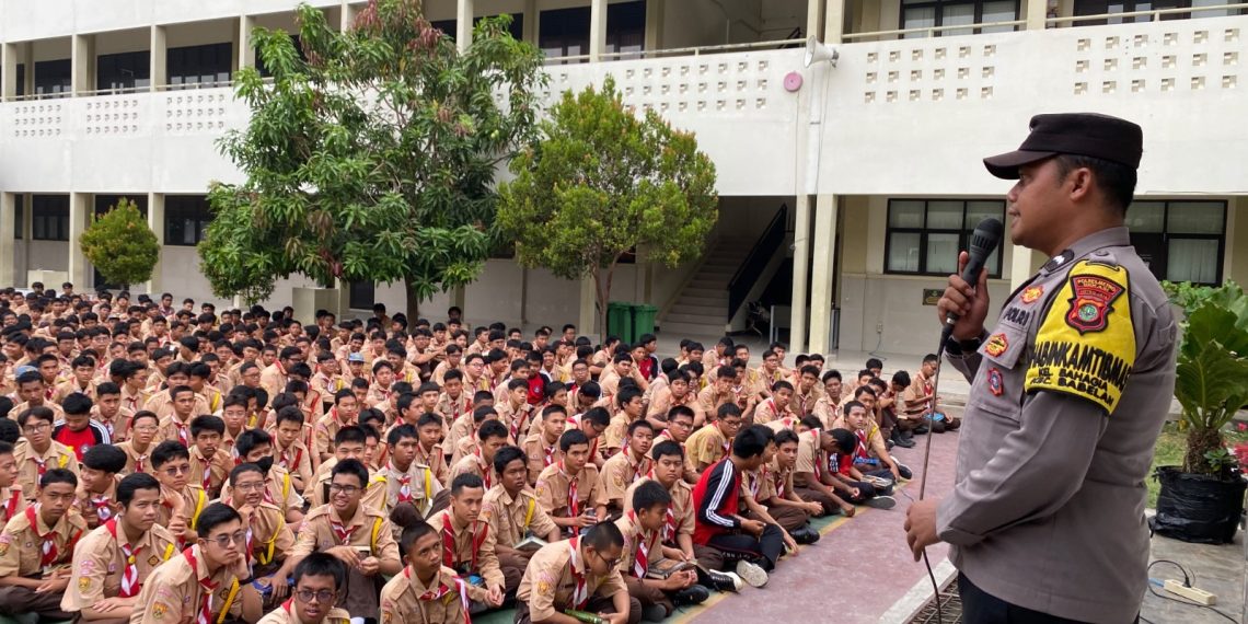Polisi Sahabat Pelajar, Polsek Babelan Beri Pembinaan dan Dampingi Deklarasi Pelajar SMAN 3 Babelan