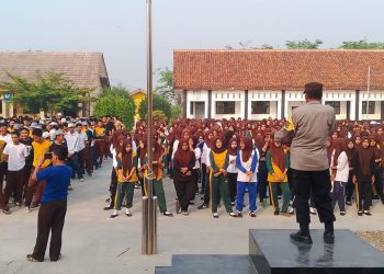 Bapak Asuh Pelajar Sambangi SMKN 1 Pebayuran, Ingatkan Siswa Jauhi Bullying, Tawuran dan Narkoba