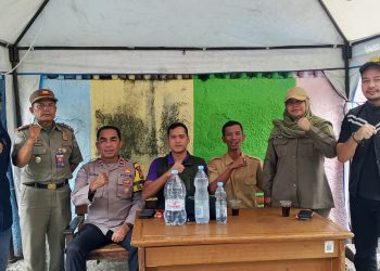 Bhabinkamtibmas Bersama Tiga Pilar dan FKDM Laksanakan Monitoring Posko Tiga Pilar