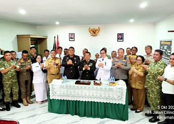 Surprise Party HUT TNI ke-81, Tiga Pilar Cilincing Perkuat Sinergi TNI-Polri