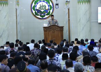 Kapolri Ajak Jamaah Masjid Al-Ikhlas Mabes Polri Jaga Kerendahan Hati dan Perkuat Akhlak