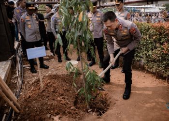 Gaungkan Green Policing, Kapolda Metro Jaya Ajak Personel Peduli Lingkungan