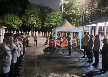 Wakapolres Metro Jakarta Selatan Pimpin Apel dan Patroli Rayon Selatan, Antisipasi Kejahatan Jalanan