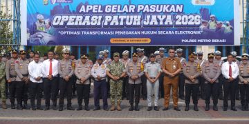 Kapolres Metro Bekasi Pimpin Apel Gelar Pasukan Operasi Patuh Jaya 2026, Kedepankan Penegakan Hukum Humanis dan Keselamatan Berlalu Lintas