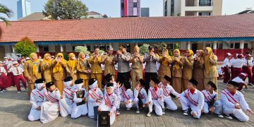 Plt. Kapolsek Metro Setiabudi Laksanakan Program Polisi Peduli Pendidikan di SDN 04 Karet, Jakarta Selatan